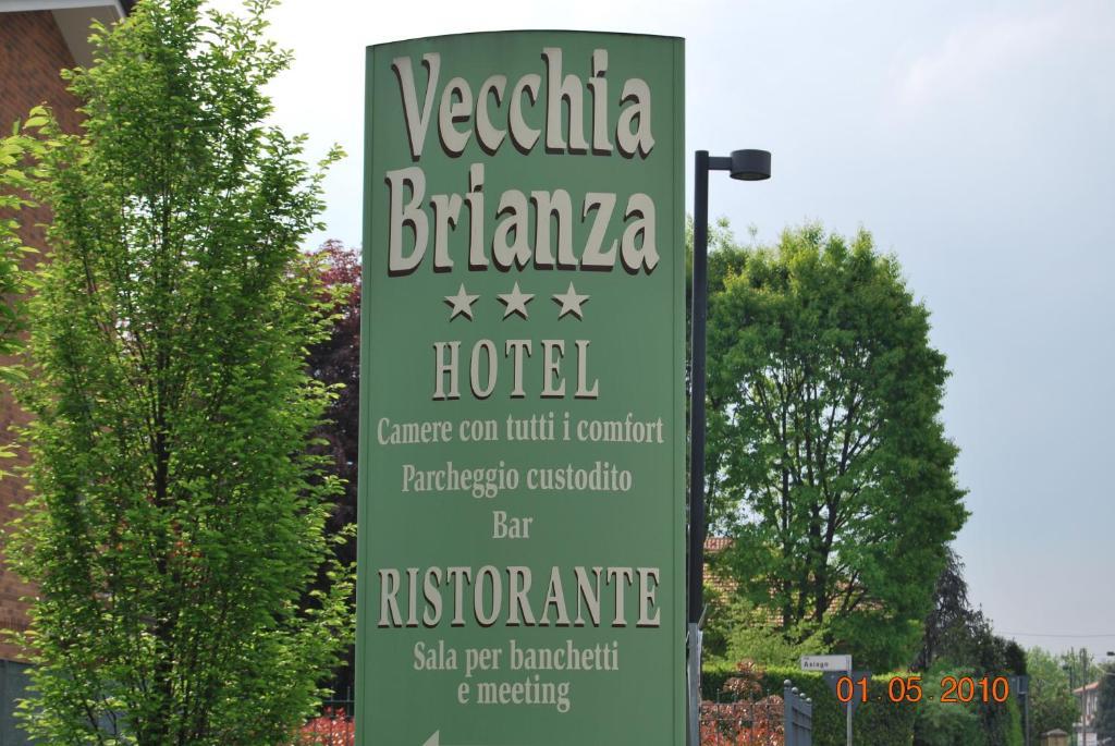 ホテル Vecchia Brianza Seveso エクステリア 写真
